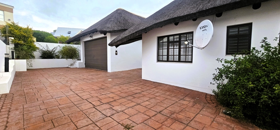 5 Bedroom Property for Sale in Myburgh Park Western Cape